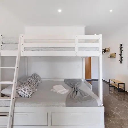 Magnificent Apartment *